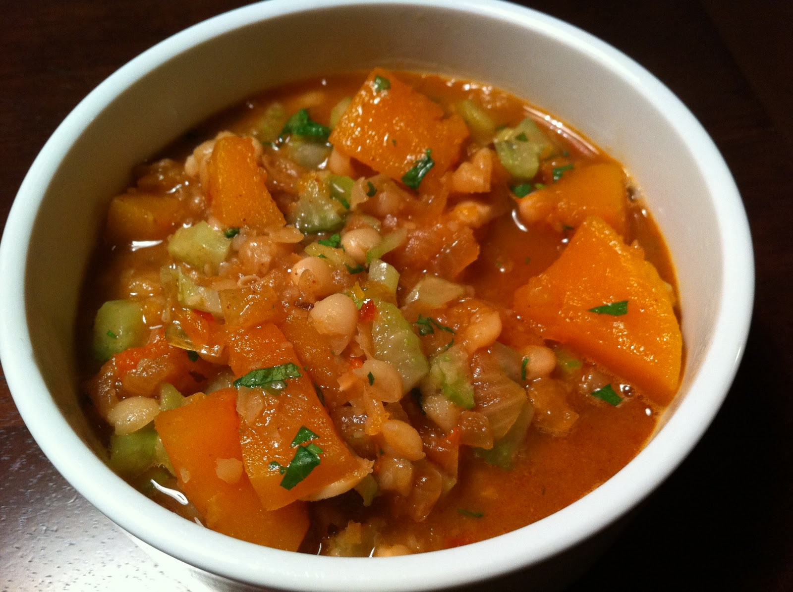 Calabaza y judías estofadas con hierbas aromáticas