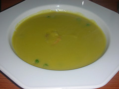 Crema de guisantes frescos