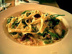 Fettucini con pollo a la jardinera