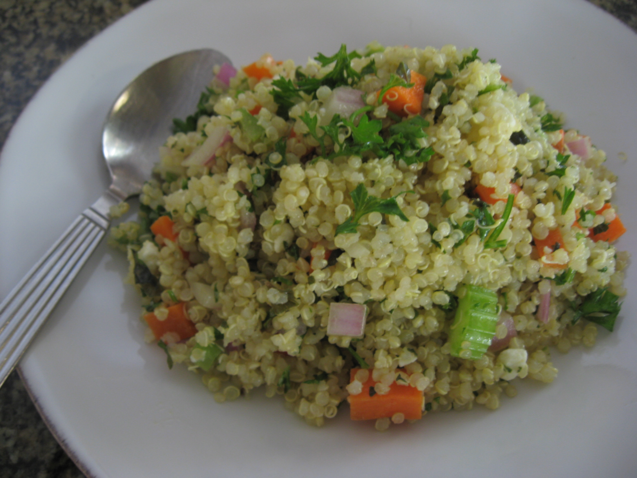 Receta saludable para prevenir el cáncer: Taboulé de soja, brócoli y coliflor